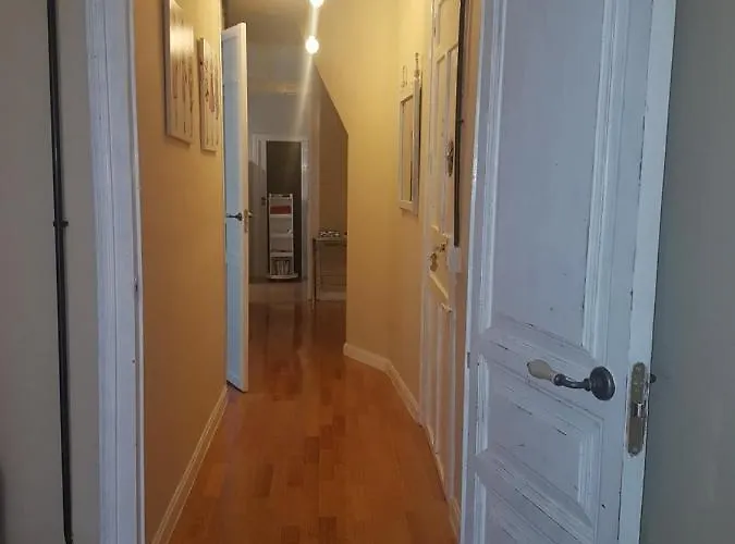 Apartman Areza Con Garaje