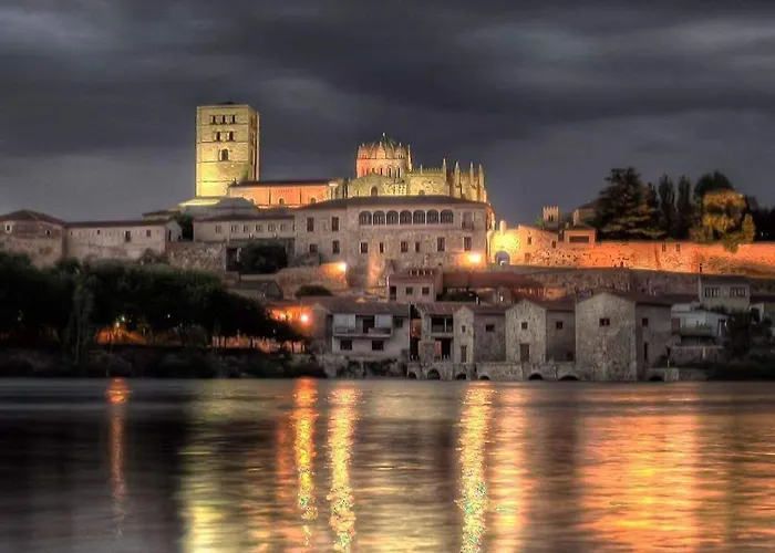 Apartman Areza Con Garaje Zamora